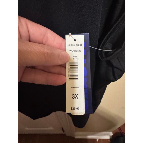 Peter Nygard Women's Black Sleeveless Tank Top Plus Size 3X - Picture 2 of 8